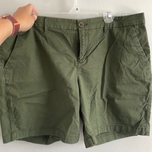 Old navy size 14 shorts